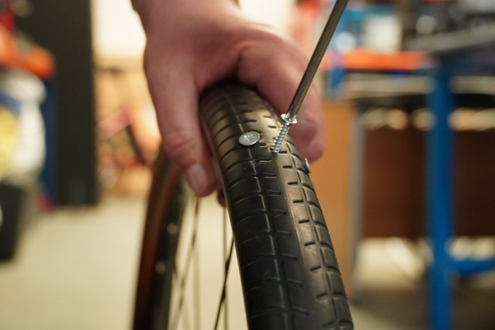 Puncture resistant deals mtb tyres